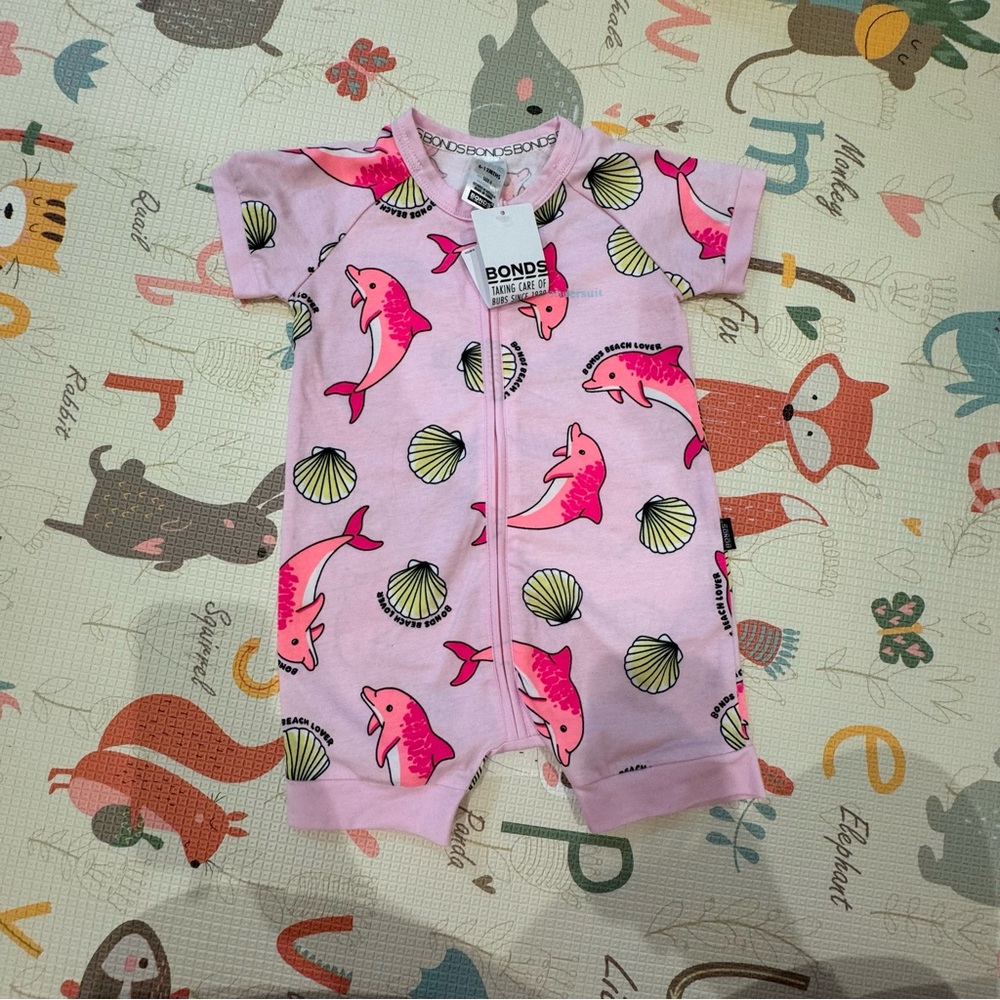 BNWT Bonds Short Wondersuit: 6-12 months
